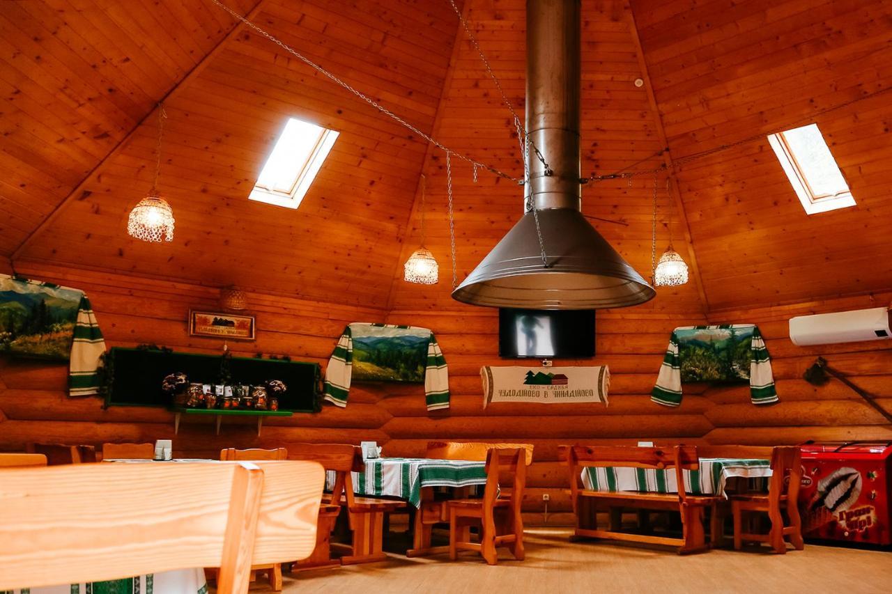 Chudodievo In Chynadievo Mini-Hotel Chynadiyovo Zewnętrze zdjęcie