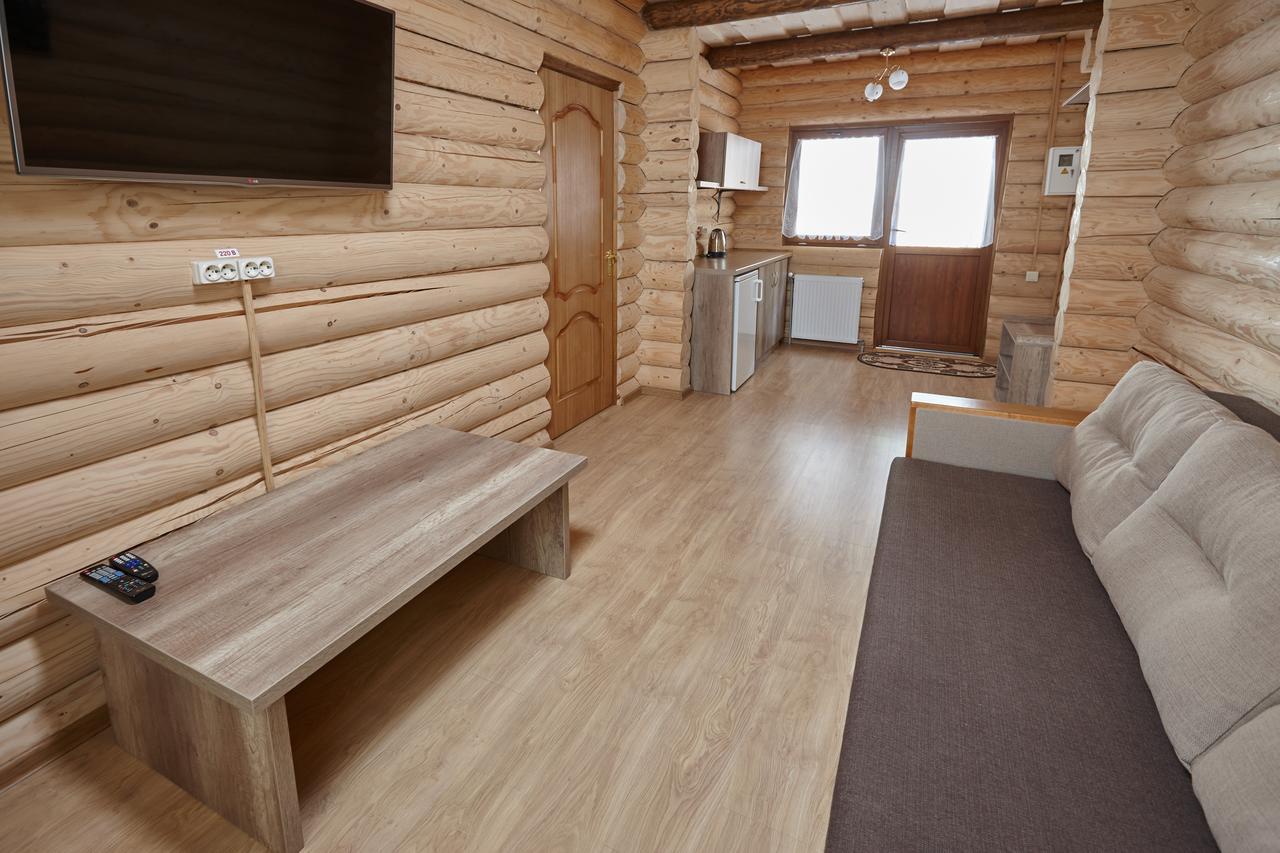 Chudodievo In Chynadievo Mini-Hotel Chynadiyovo Zewnętrze zdjęcie